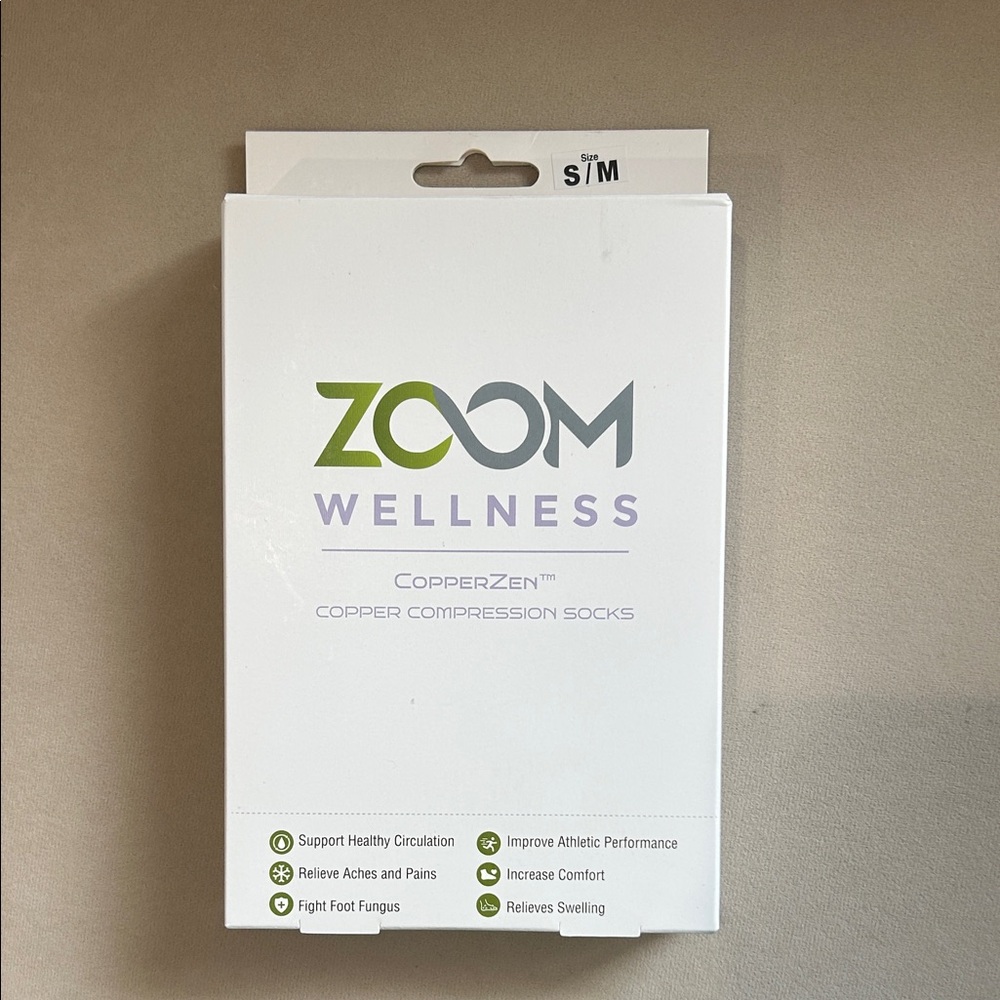Zoom Wellness Copper Compression Socks White Packaging